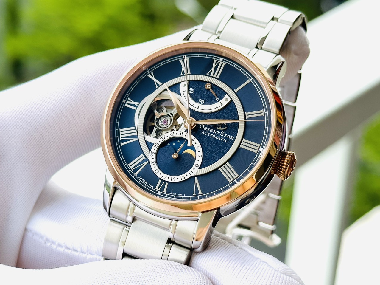 Đồng hồ nam Orient Star Mechanical Moon Phase Classic RK-AM0010L