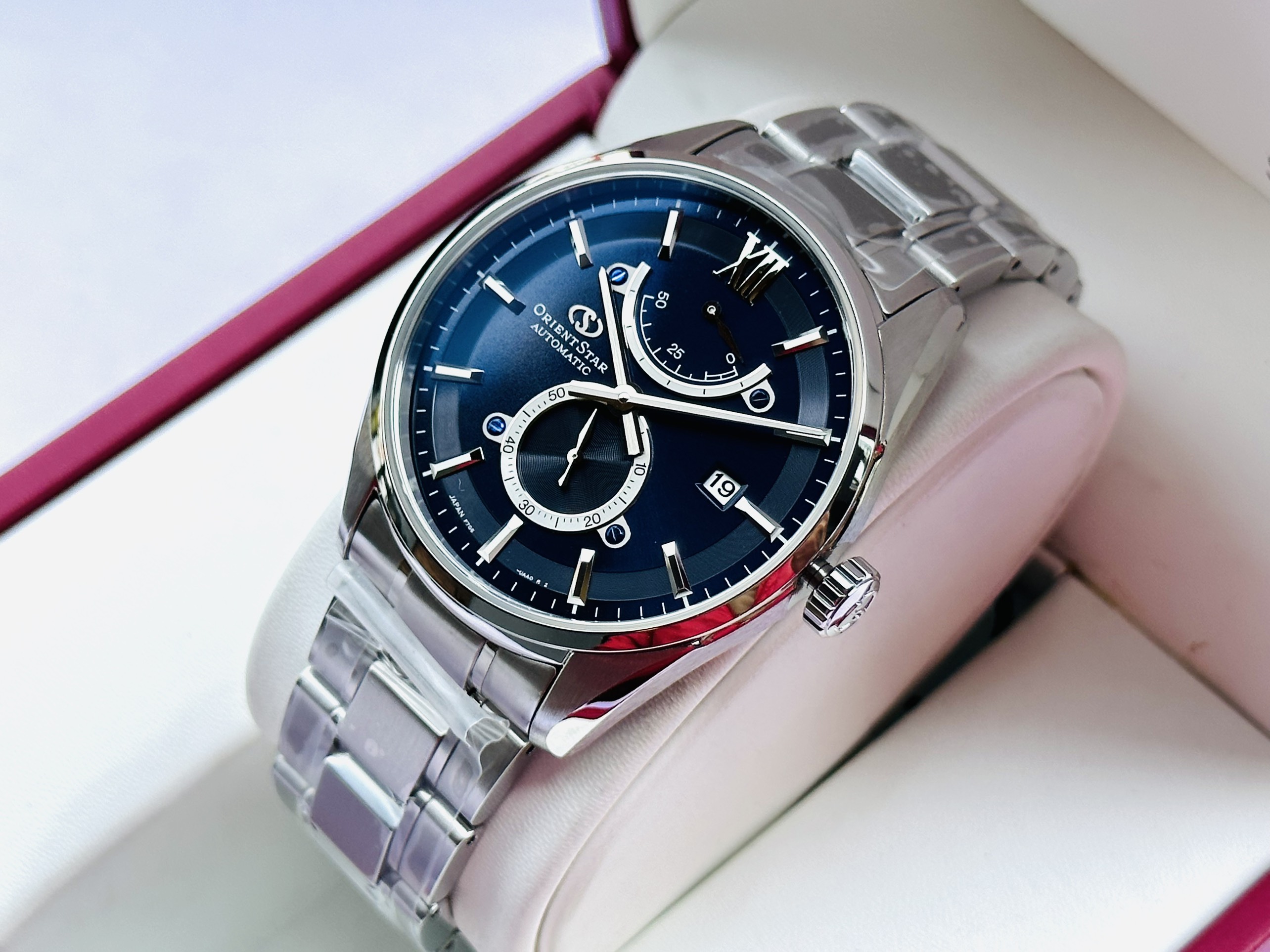 Đồng hồ nam Orient Star RE-HK0002L00B