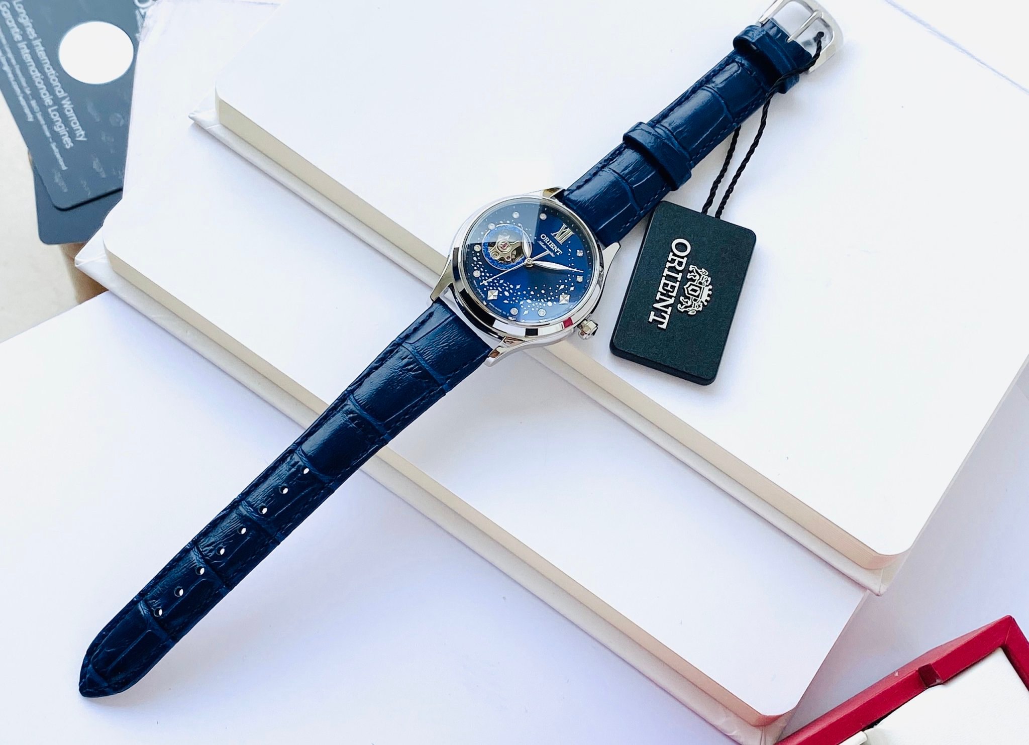 Đồng hồ nữ Orient RA-AG0018L10B