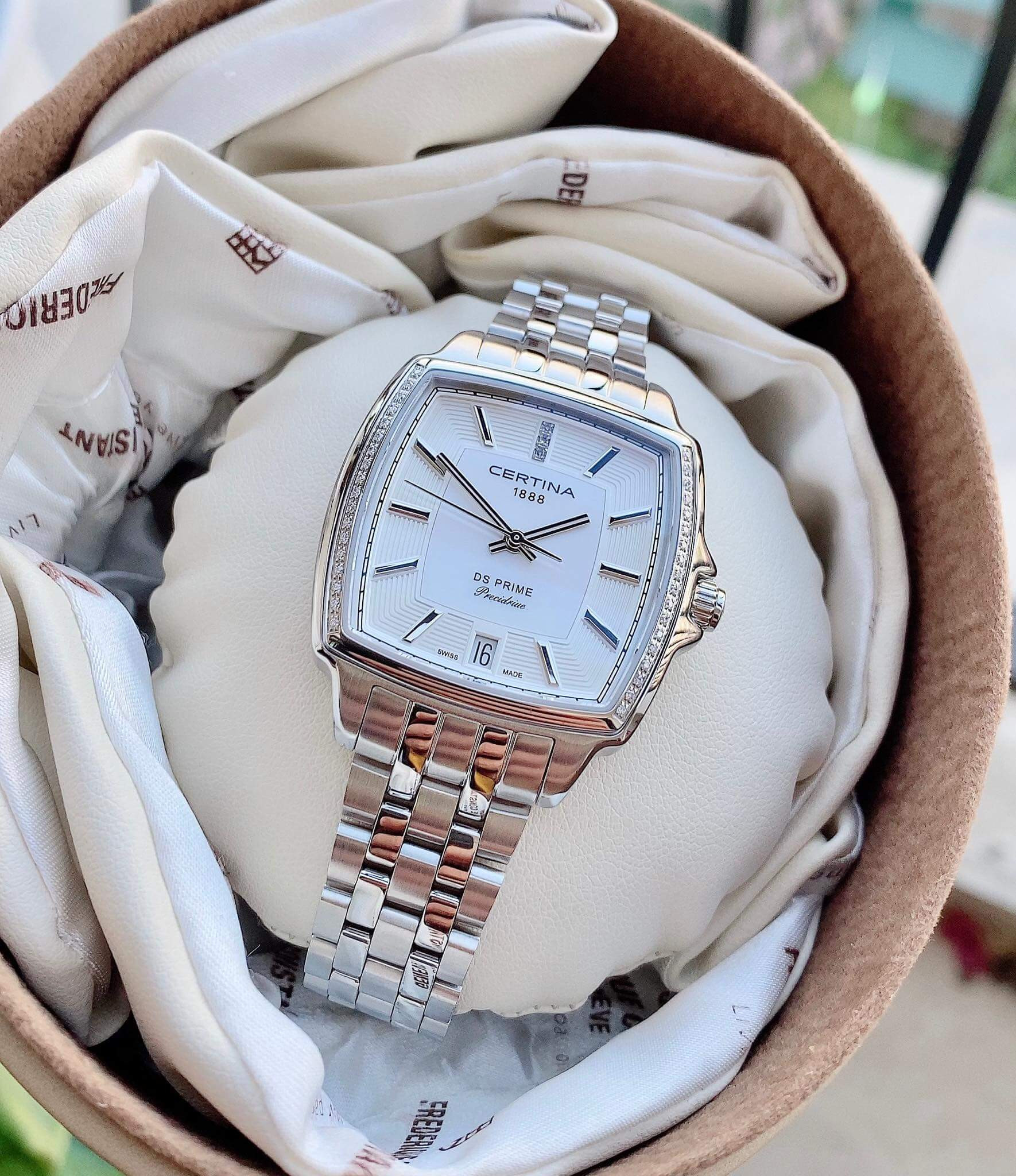 Đồng hồ nữ Certina DS Prime Shape Mother of Pearl Dial Ladies Watch C028.310.61.116.00