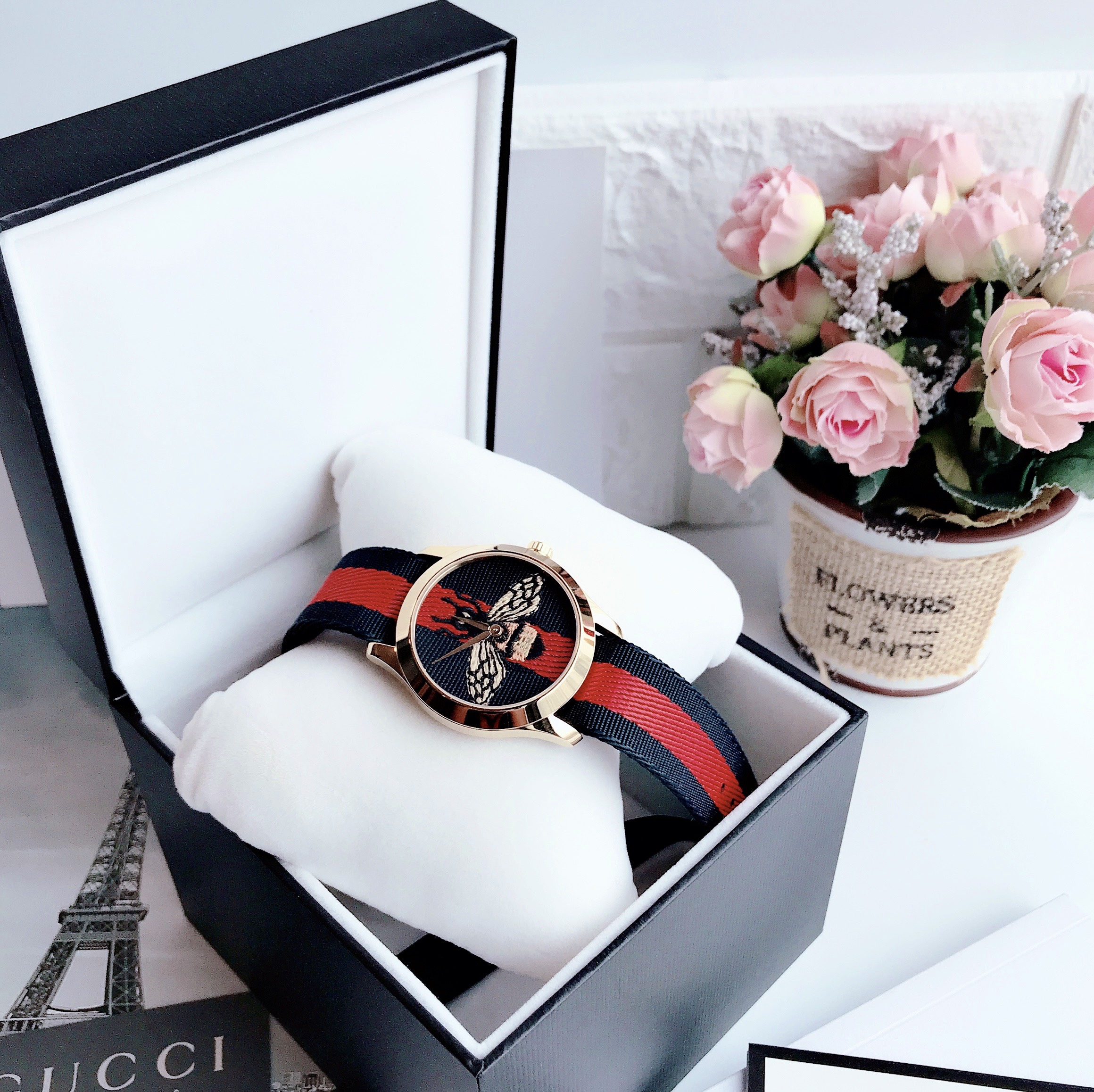 Đồng hồ nữ Gucci G-Timeless Le Marche des Merveilles YA1264061