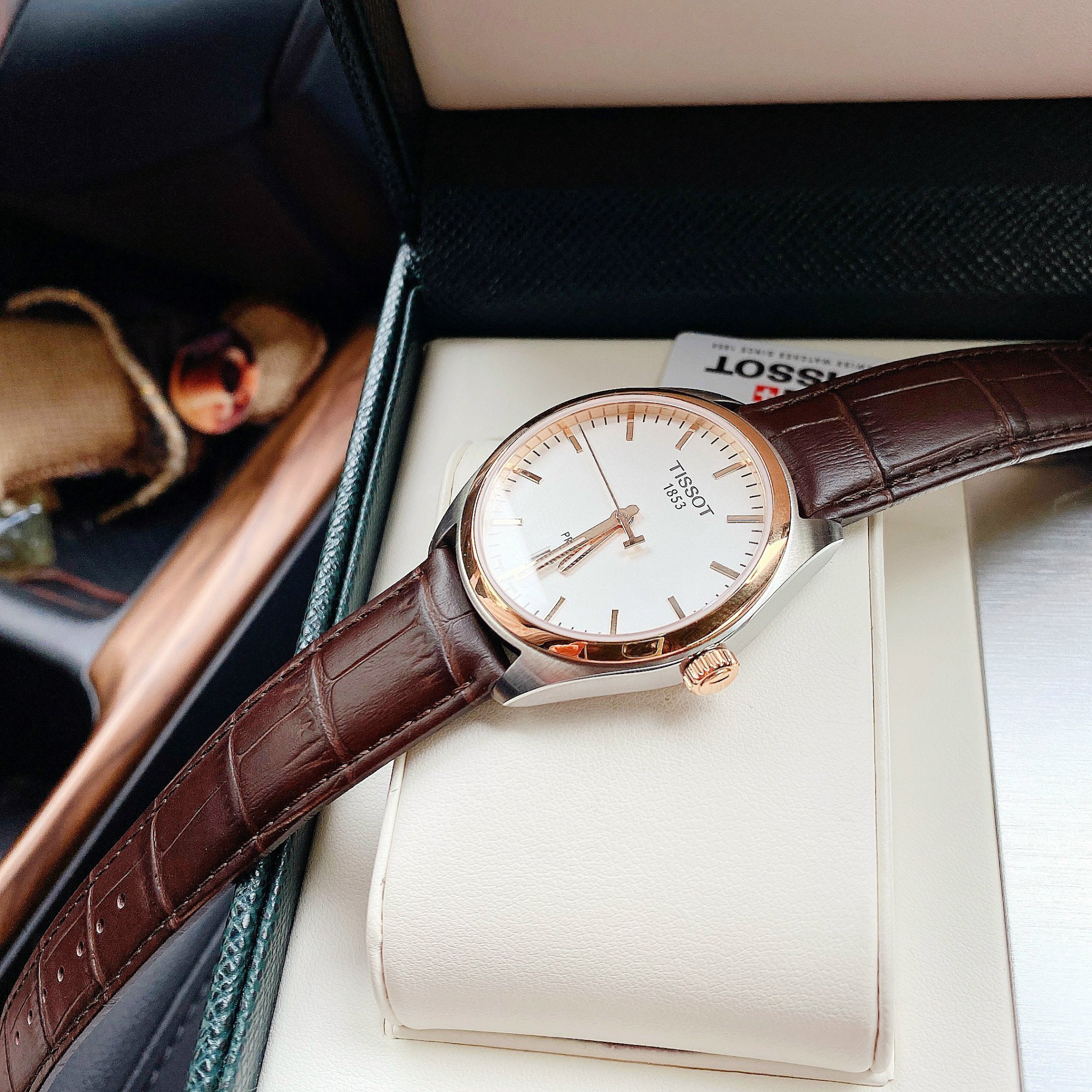 Đồng hồ nam Tissot T Classic PR 100 Mens T101.410.26.031.00