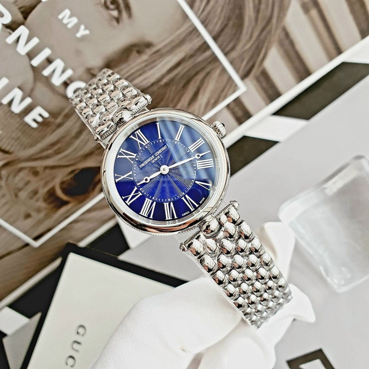 Đồng hồ nữ Frederique Constant Calibre FC-200 dial xanh dương FC-200MPN2AR6B