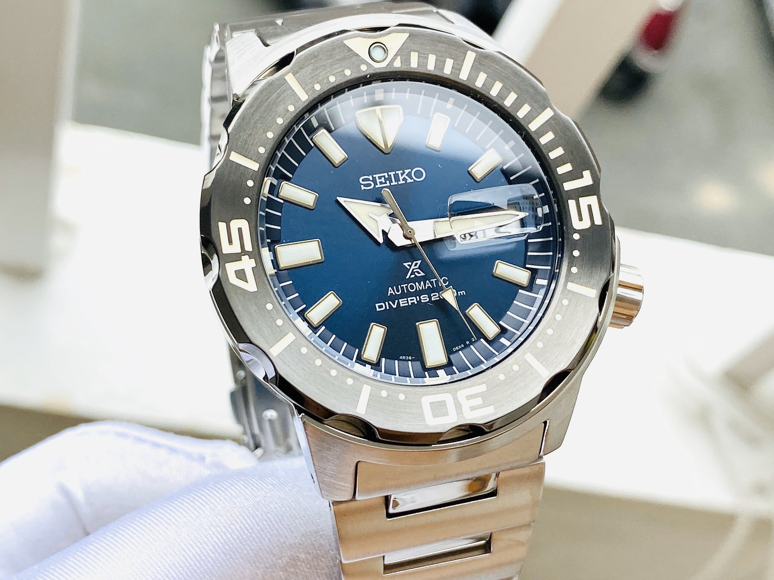 Đồng hồ nam Seiko Automatic Monster 2020 Save The Ocean Special Edition SRPD25K1