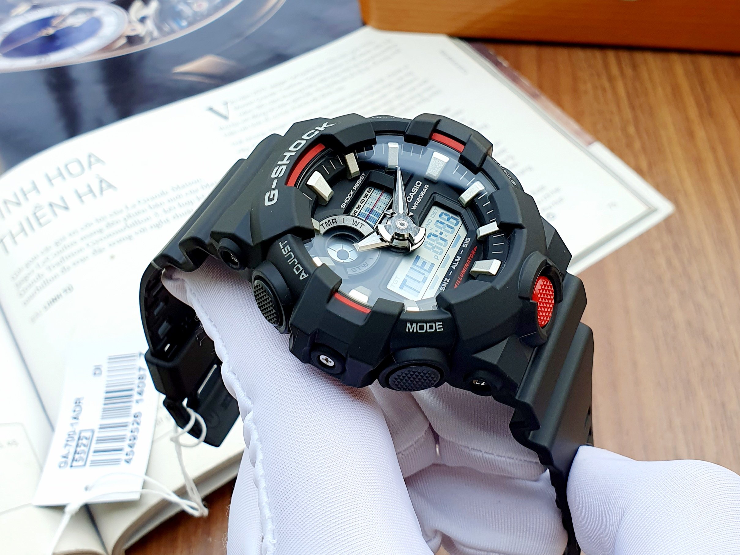Đồng hồ nam thể thao G-Shock GA-700-1ADR