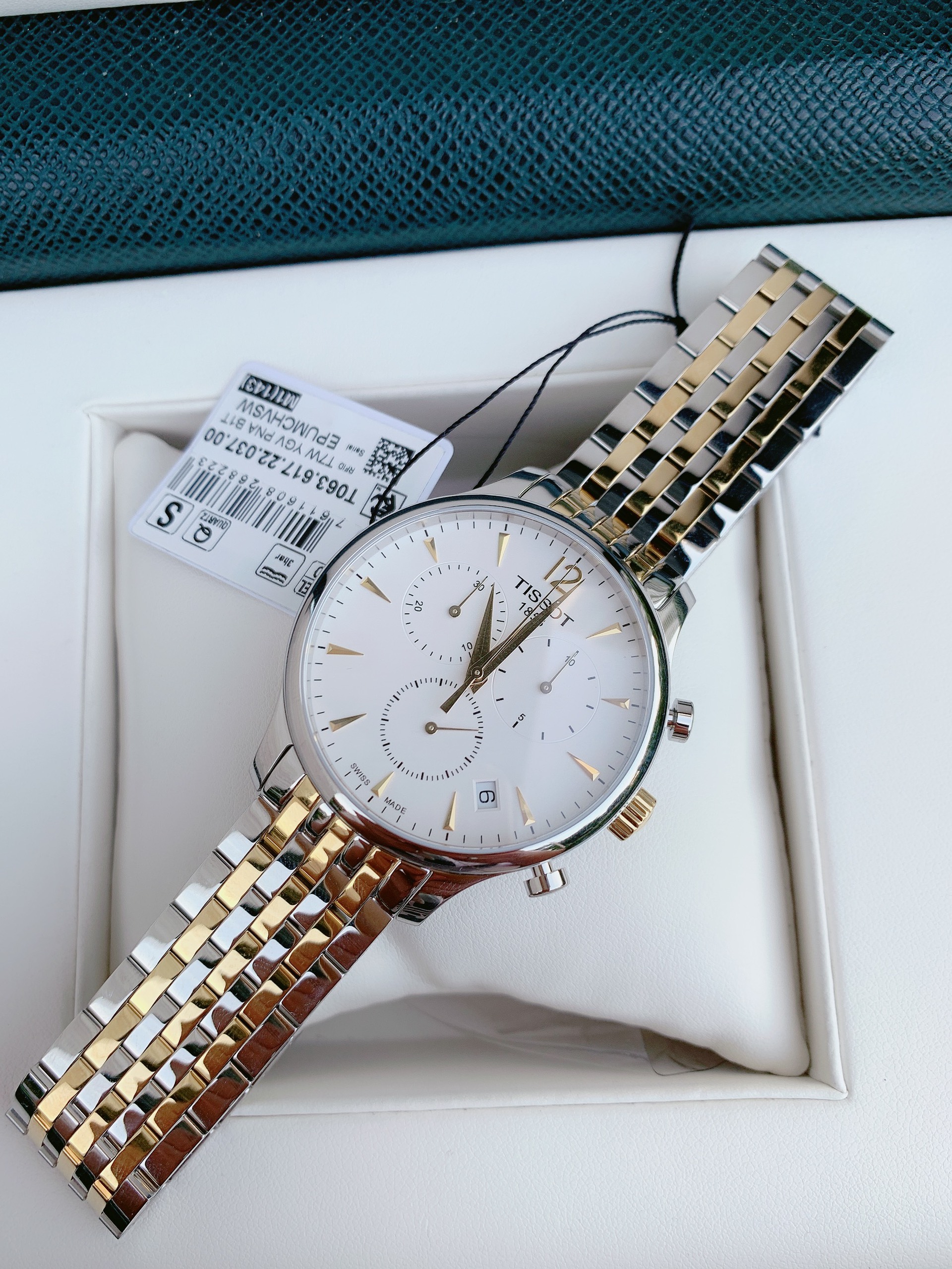 Đồng hồ nam Tissot T-Classic Tradition Demi T063.617.22.037.00(T0636172203700)