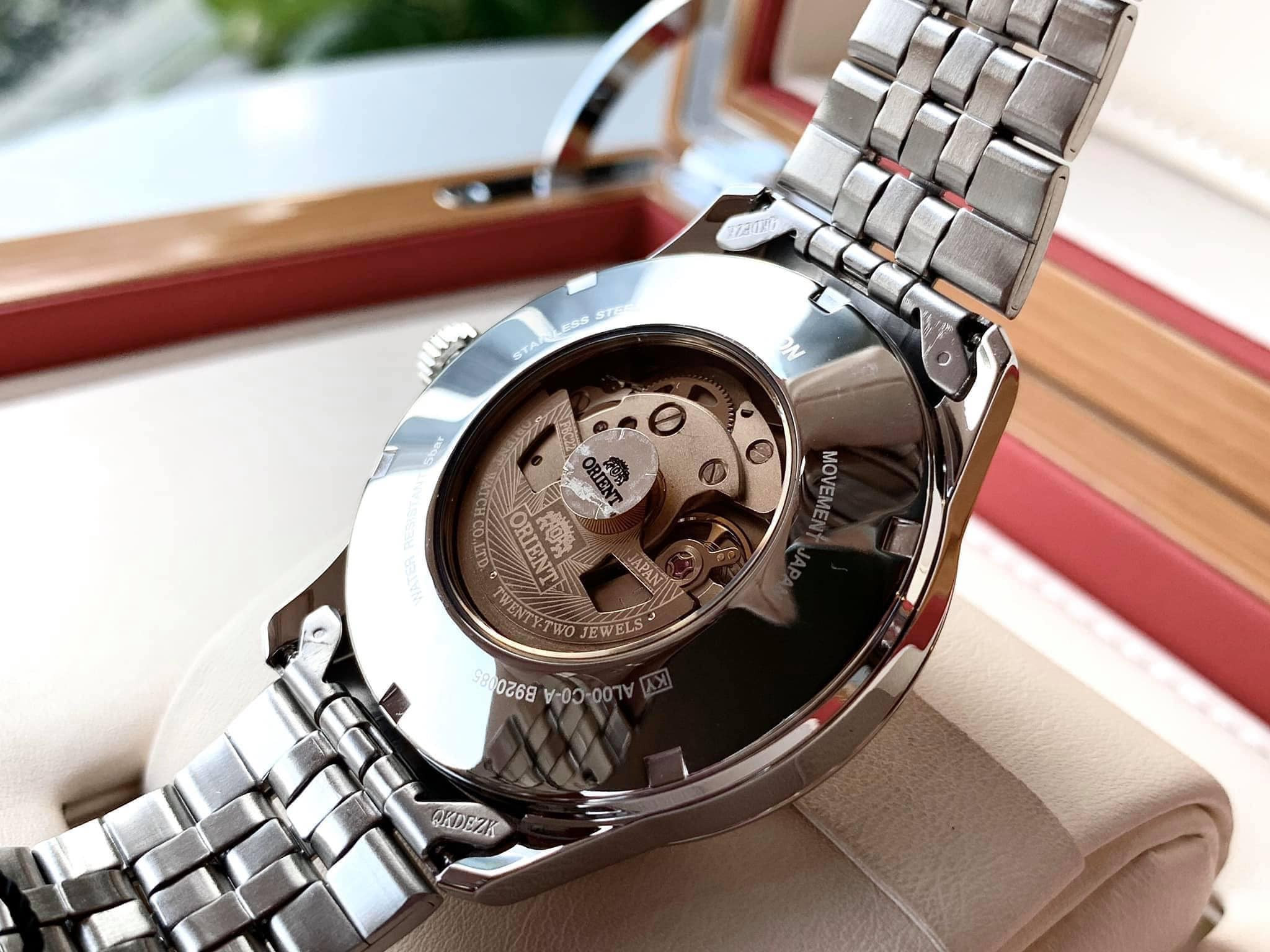 Đồng hồ nam Orient SAL00002B0.